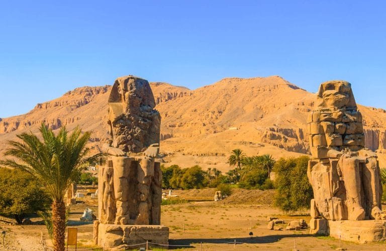 A picture of the two wonderful Memnon statues
