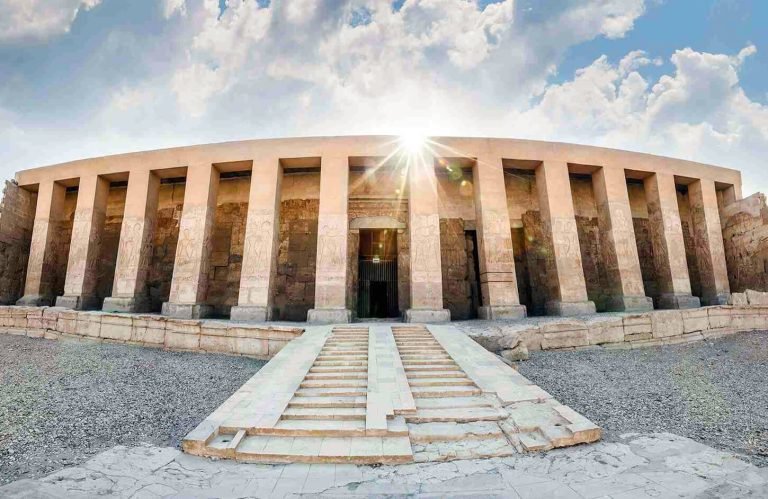 A wonderful picture of Abydos Temple in Luxor