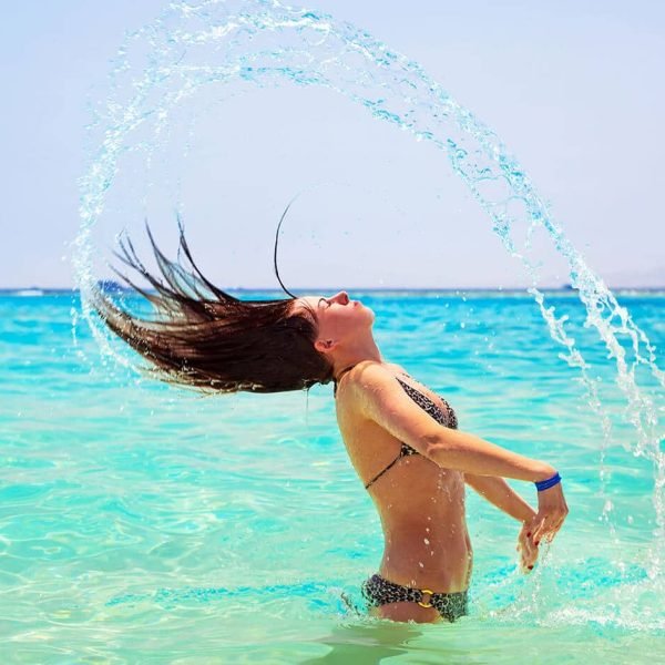 A-wonderful-picture-of-a-woman-in-Sharm-El-Nagaa