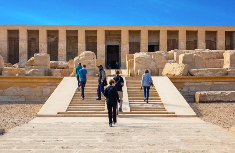 A wonderful picture of some visitors in front of Abydos Temple