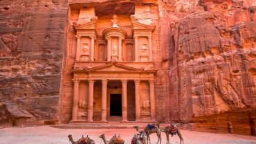 A wonderful shot of the wonderful Temple of Petra in Jordan