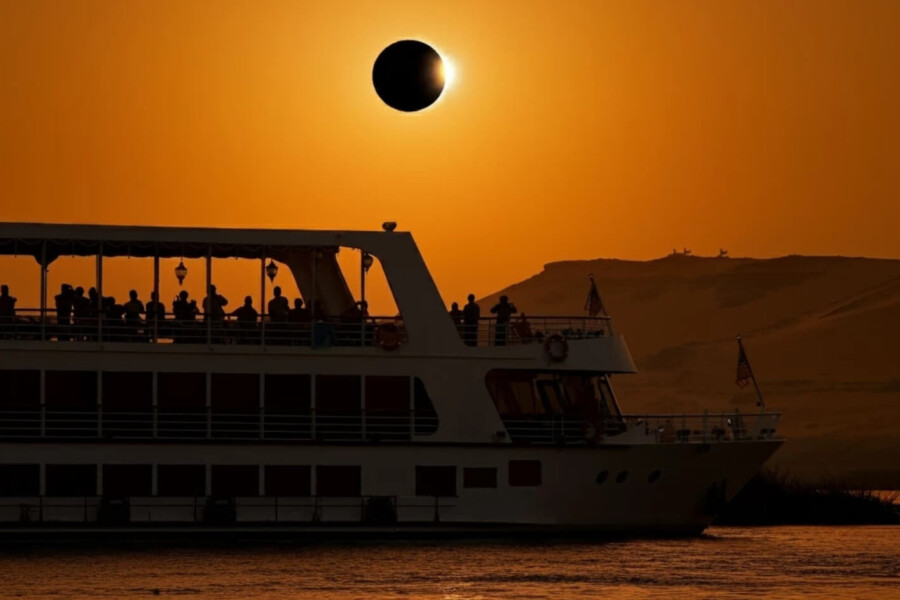 4 Days Solar Eclipse Cruise From Aswan to Luxor