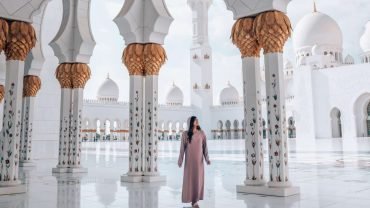 What to Wear in Dubai: Dress Code Guide