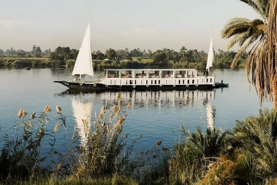 Karnak Dahabiya
